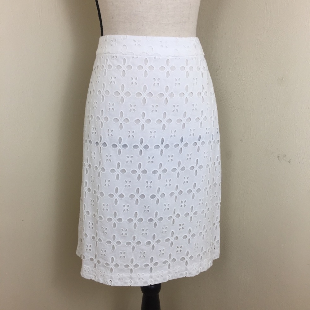 Sunny Leigh. Skirt. White. Sz. 10.